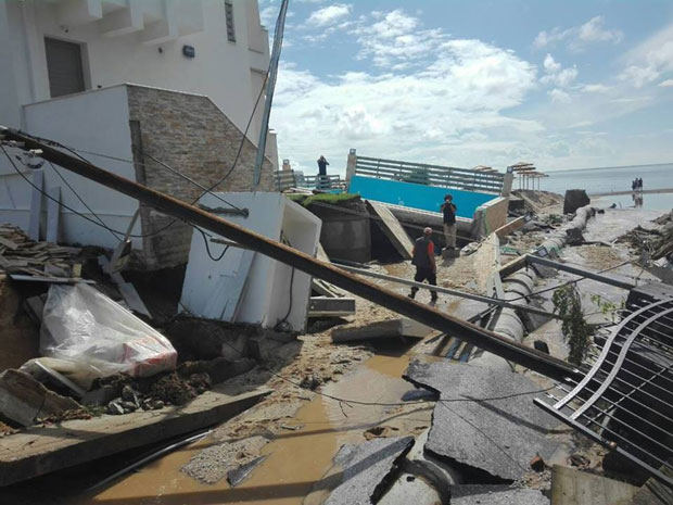 НЕВРЕМЕ У ГРЧКОЈ: Пресело им летовање